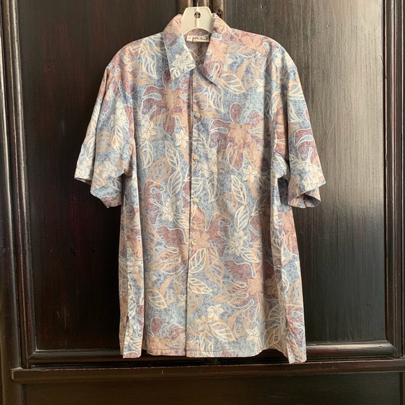 🌴 Reverse Fabric Hawaiian Camp Shirt 🌴 - Picture 6 of 8